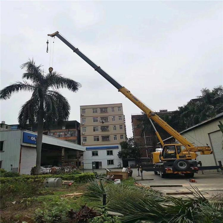 剑河12吨吊车出租一天的收费标准是什么