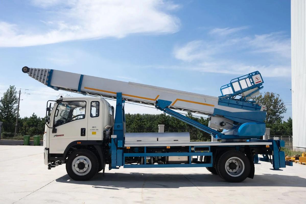 剑河云梯上料车租赁费用